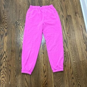 GAP Women's Bright Pink Cropped Joggers